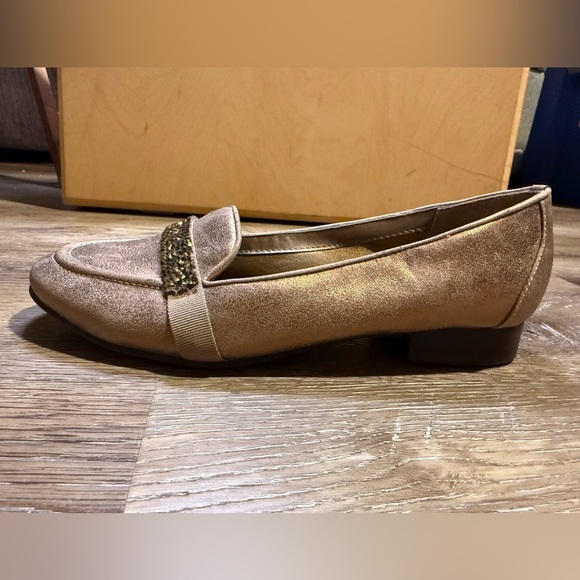 Naturalizer Loafers EUC - Picture 6 of 11